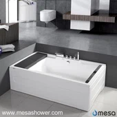 Erittäin suuri akryylikylpyhuone kahdelle hengelle, jossa täydellinen paita